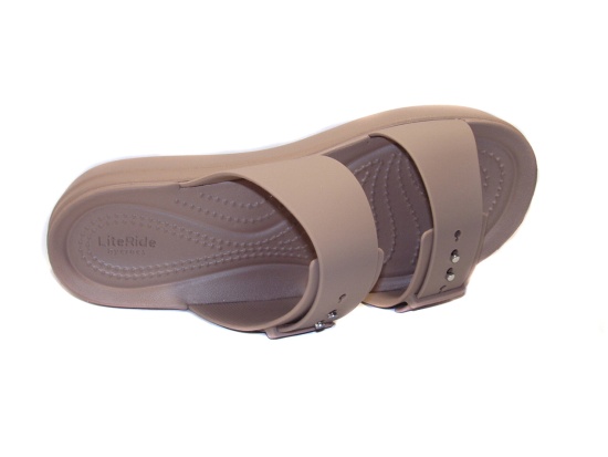 crocs-brooklyn-2