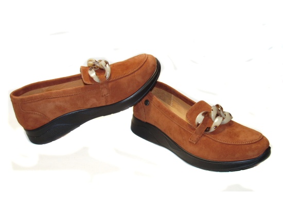inea-nuria-camel-1